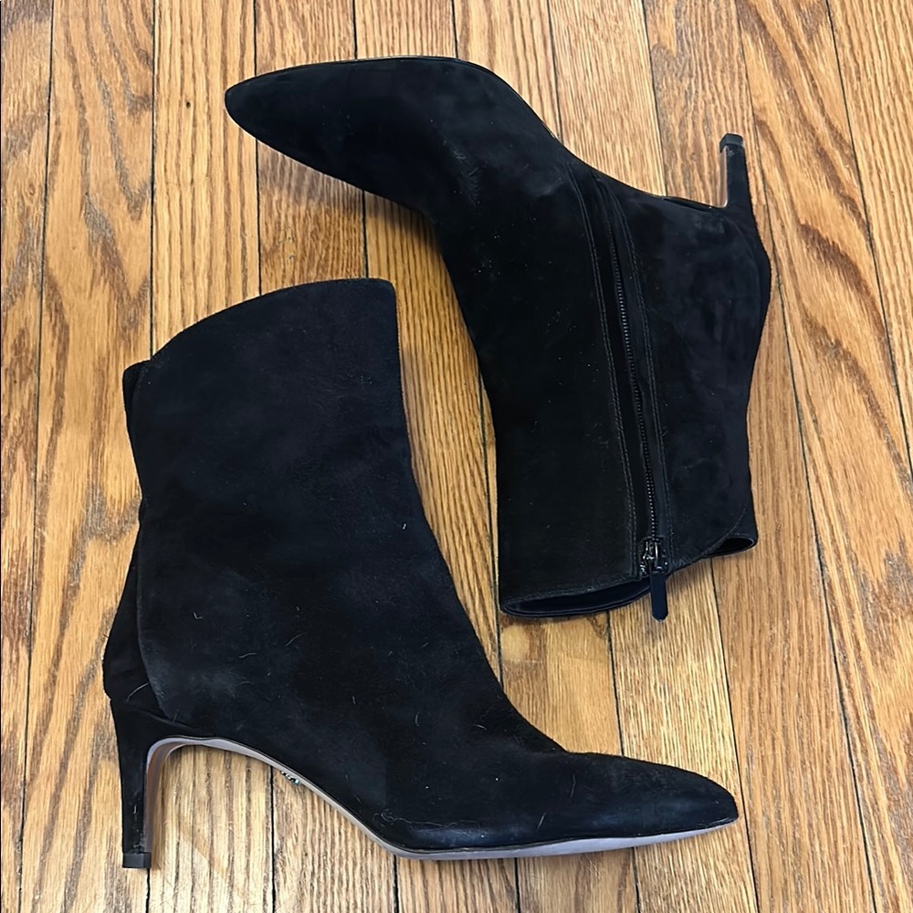 Sam Edelman Black Ankle Boots with Stylish Design and Comfortable Fit